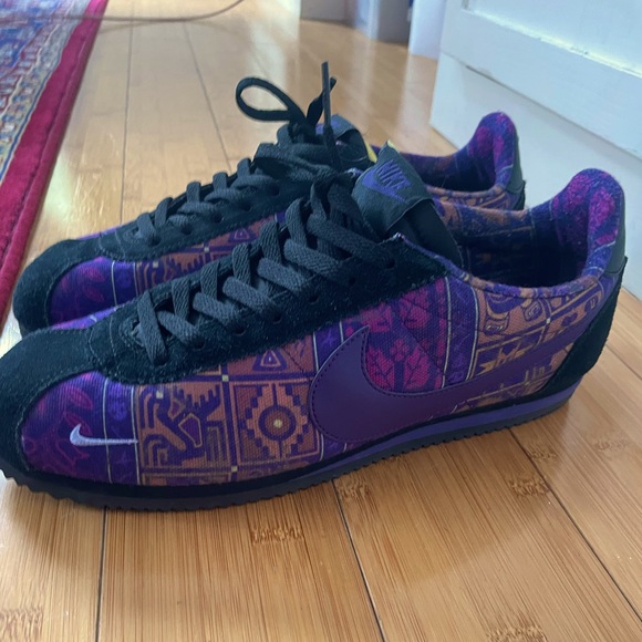 Nike Cortez X Los Premieros collab. Never worn outside. - Picture 2 of 8